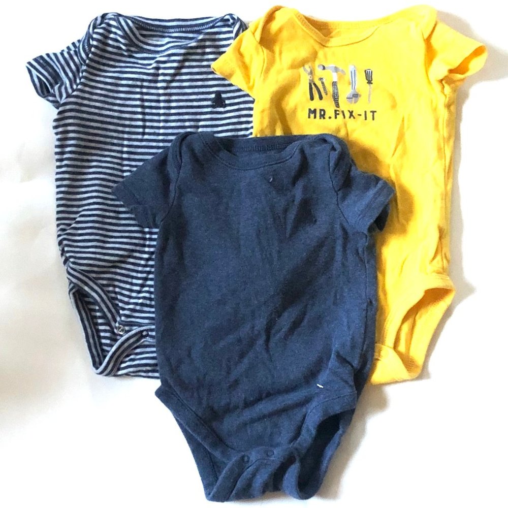 6 pack of Carters, Baby Gap and H&M onesies